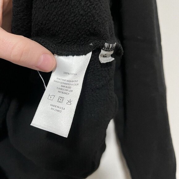 I Stole My Boyfriends Shirt NWT Black Sweatshirt Embroidered Smiley Faces Large‎ - Picture 4 of 7